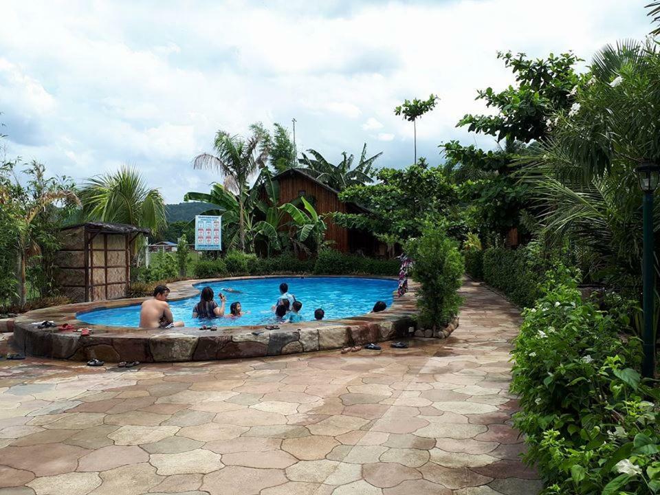 Calayo Beach Resort Nasugbu Exterior foto